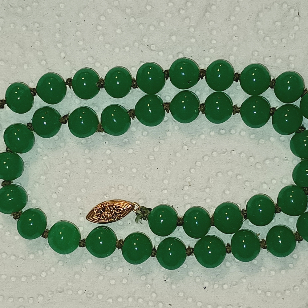 Elegant Green Beaded Necklace